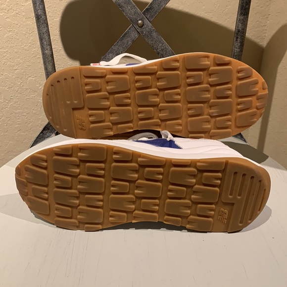 Men’s New Balance 57/40 x Staud collaboration size 9.5 - Picture 6 of 9